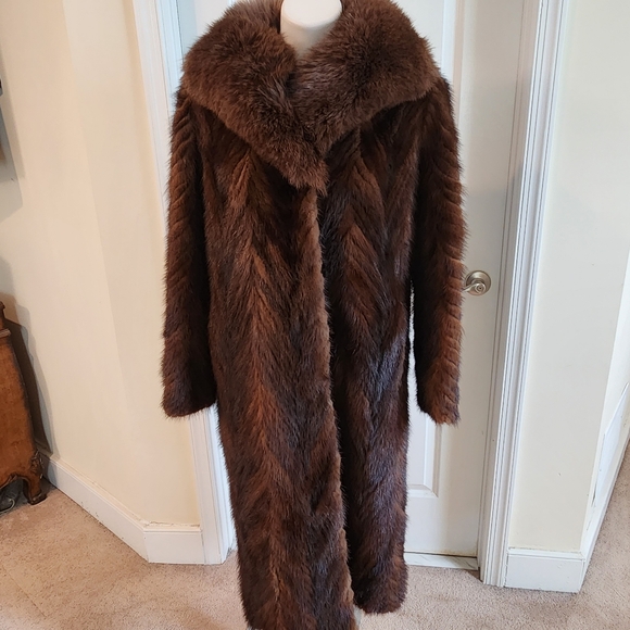 Stunning Dasco brown mink fur coat size 8 - Picture 1 of 15
